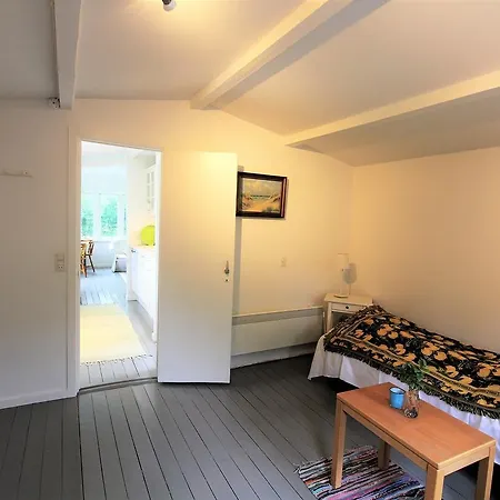 Dronningmolle Semesterbostad *